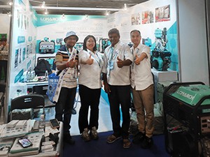 Að taka þátt í alþjóðlegum samstarfsaðilum til að kanna framtíðarviðskiptatæk...